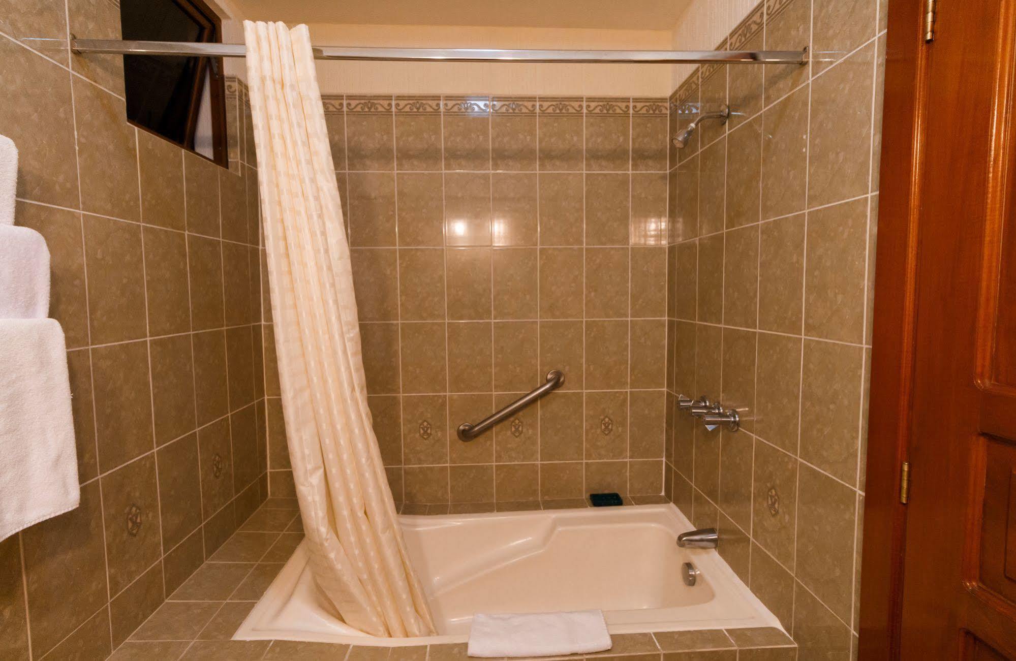 Hotel Anna Inn Olintepeque Luaran gambar